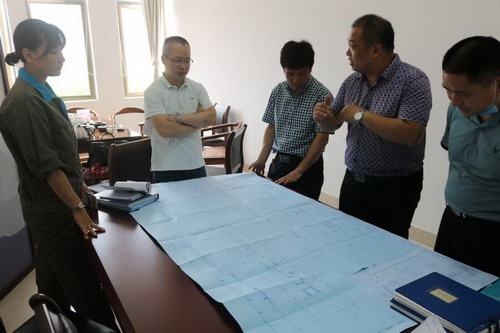（建議采用）陳劍鋒：民爆行業(yè)專家晁光艷蒞臨龍巖分公司開展安全生產(chǎn)專項檢查_調(diào)整大小.jpg